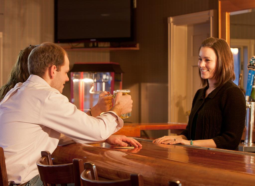 Willoughvale Inn Westmore Newport Esterno foto